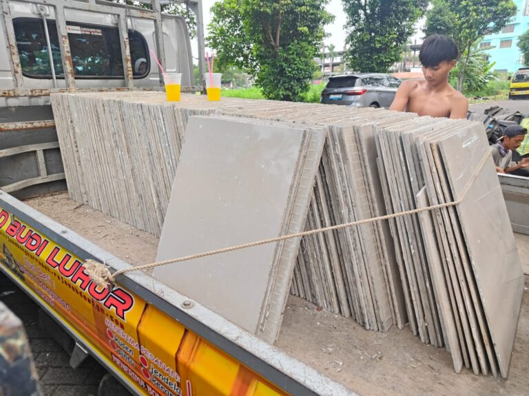 WhatsApp Image 2025-12-15 at 13.31