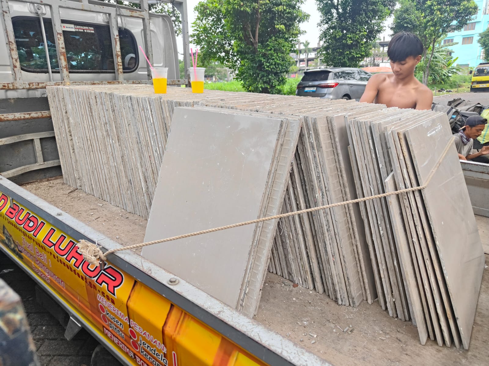 WhatsApp Image 2025-12-15 at 13.31.39 (1)